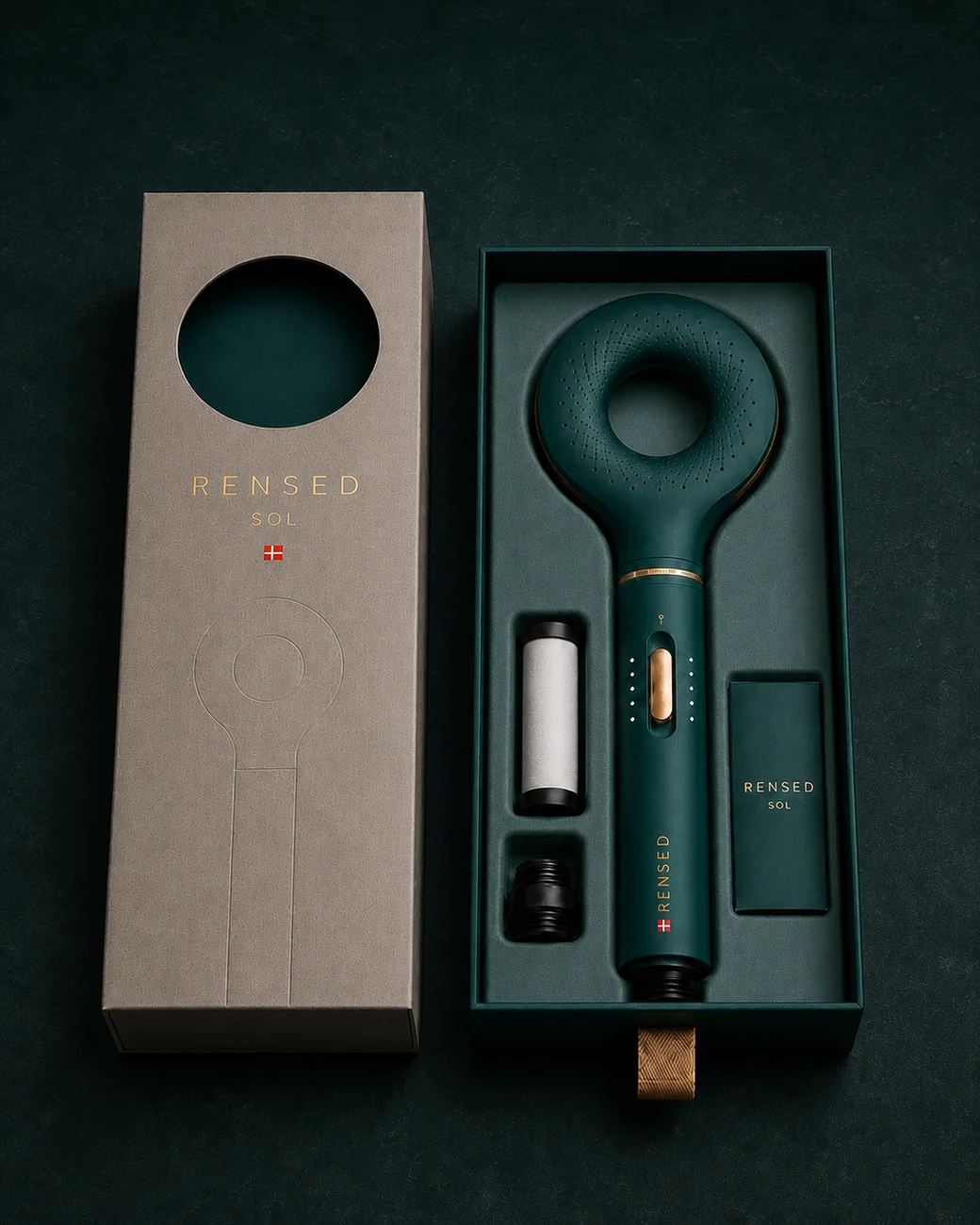 Rensed Sol packaging, open, with the cartridge and the hose adapter